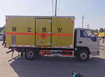 监利爆破器材运输车技术升级与安全合规新趋势